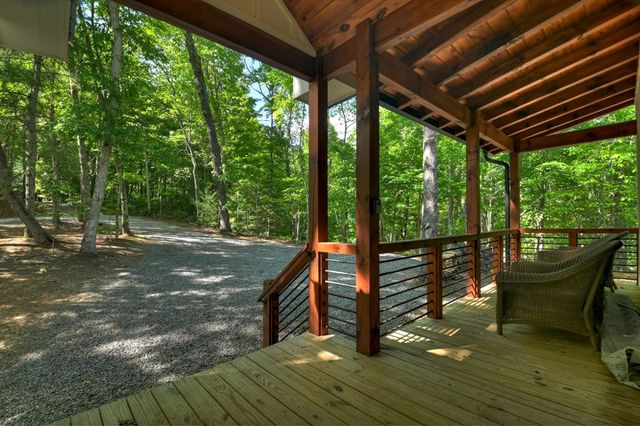 285 Pine Terrace Circle, Blue Ridge, GA 30513