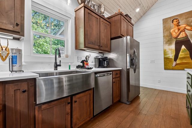 285 Pine Terrace Circle, Blue Ridge, GA 30513