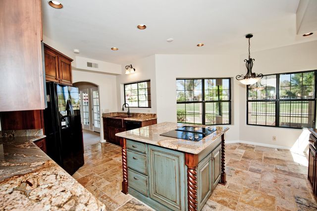 2322 S Rogers Circle 4, Mesa, AZ 85202