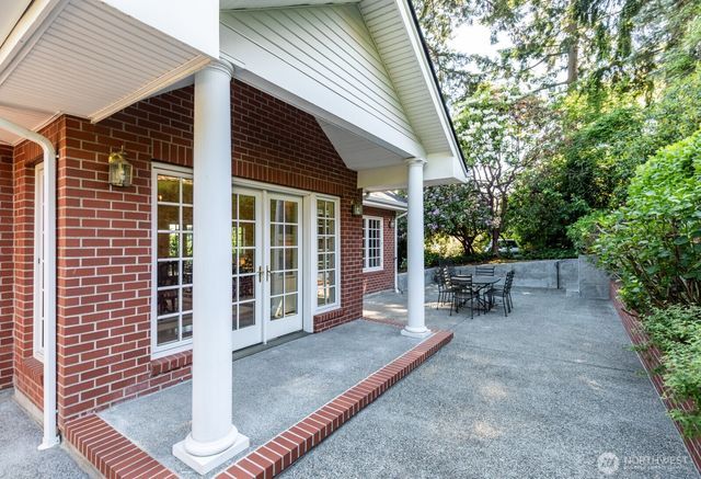 6681 NE Windermere Street, Seattle, WA 98115