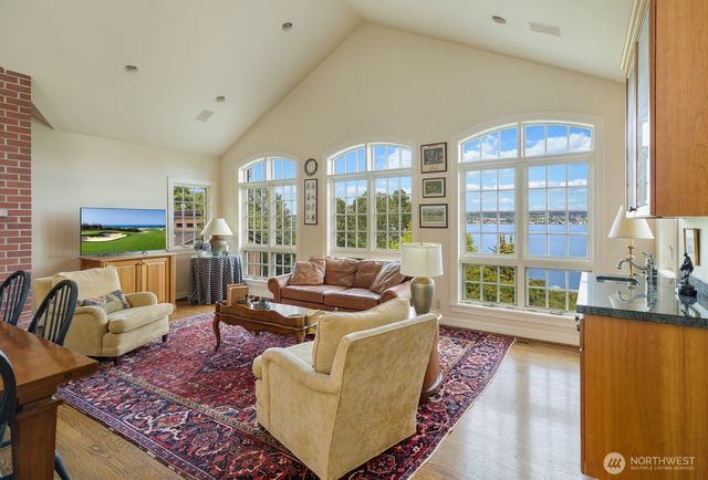 6681 NE Windermere Street, Seattle, WA 98115