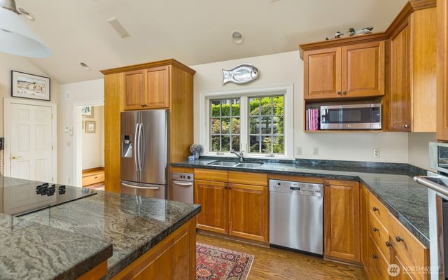 6681 NE Windermere Street, Seattle, WA 98115