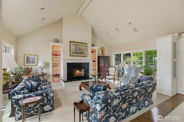6681 NE Windermere Street, Seattle, WA 98115