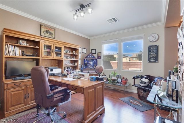 6120 Silken Saddle Street, North Las Vegas, NV 89031