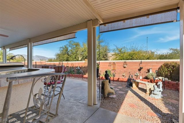 6120 Silken Saddle Street, North Las Vegas, NV 89031