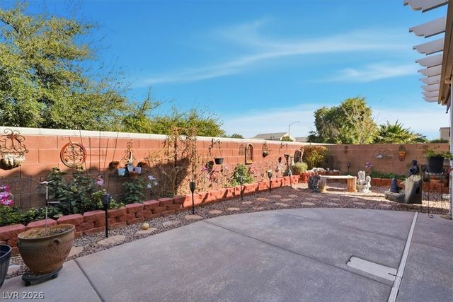 6120 Silken Saddle Street, North Las Vegas, NV 89031