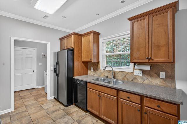 5504 MOOTS CIRCLE, Trussville, AL 35235