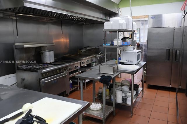 12039 SW 120th st suite 21, Miami, FL 33186