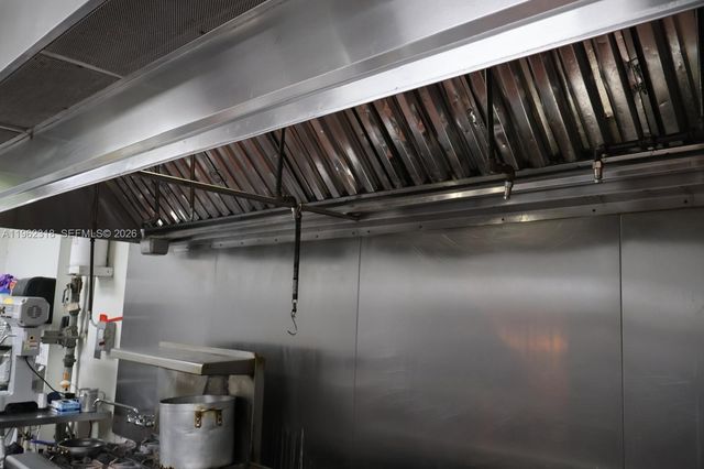 12039 SW 120th st suite 21, Miami, FL 33186