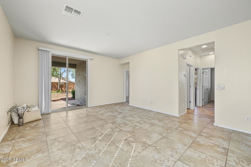 26096 W SEQUOIA Drive, Buckeye, AZ 85396 — photo 3