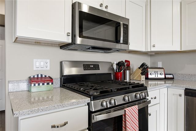 3305 Loethen Lane, Coralville, IA 52241