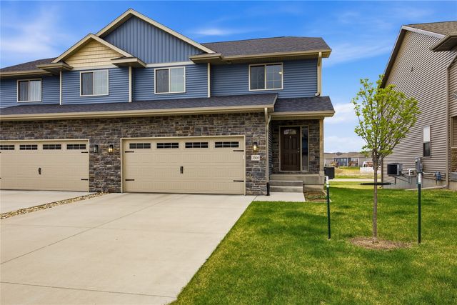 3305 Loethen Lane, Coralville, IA 52241