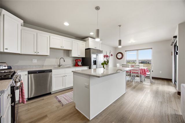 3305 Loethen Lane, Coralville, IA 52241