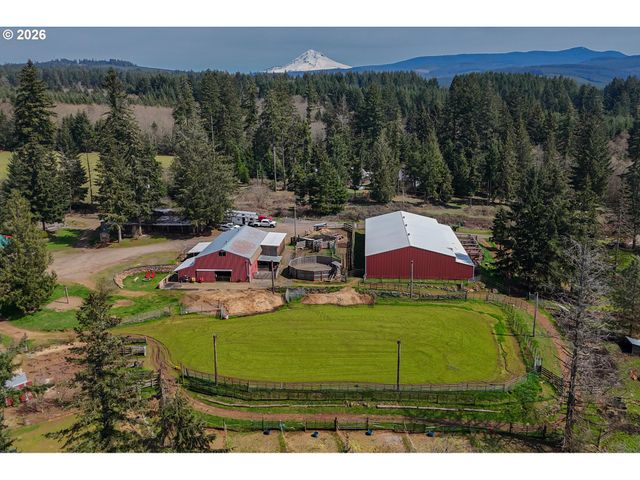 43737 Se ERIN Ln, Sandy, OR 97055