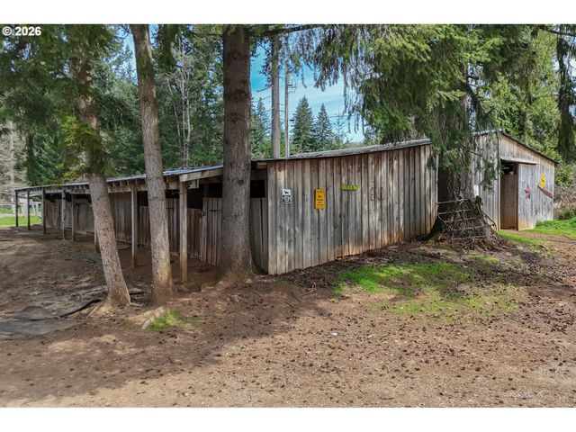43737 Se ERIN Ln, Sandy, OR 97055