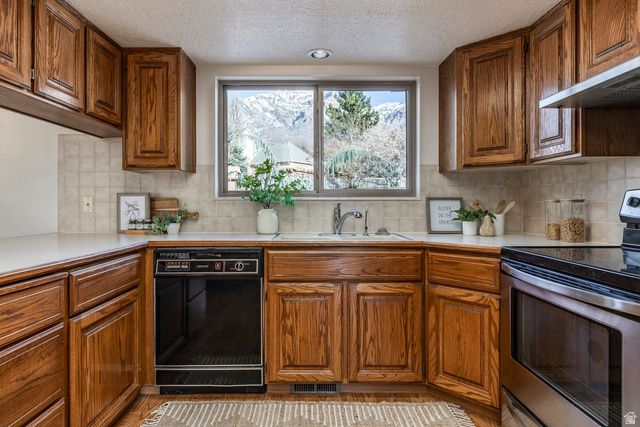 746 E 3400 N, North Ogden, UT 84414
