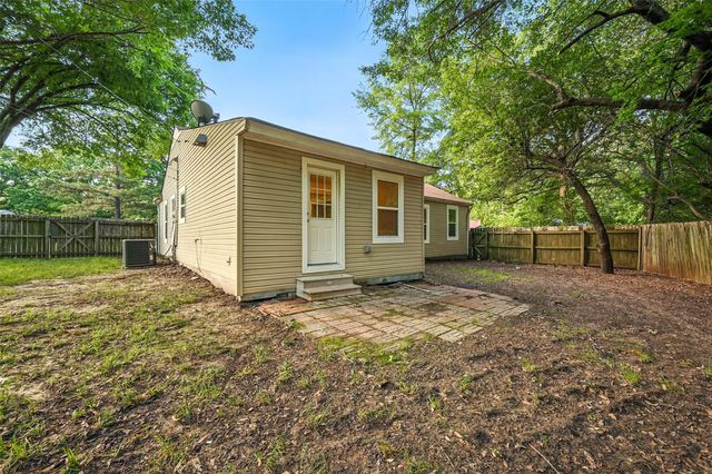 1003 Pecan Drive, Greenville, TX 75401