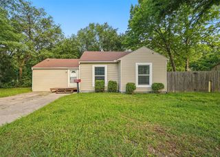 1003 Pecan Drive, Greenville, TX 75401