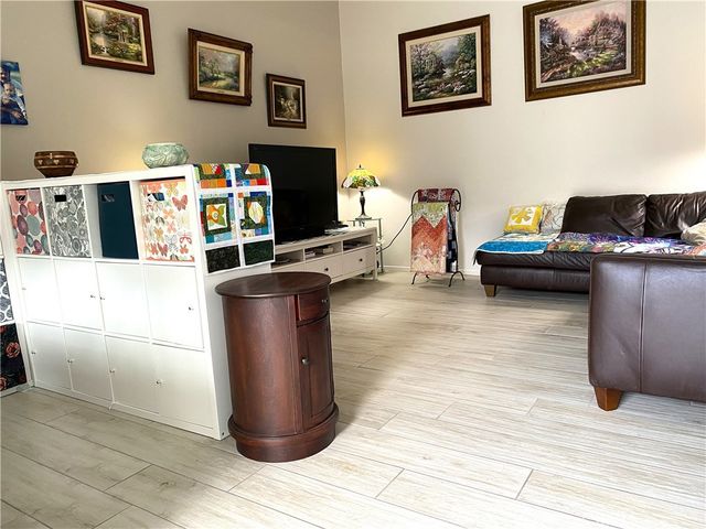 1851 McKinney Way, M15-25B, Seal Beach, CA 90740