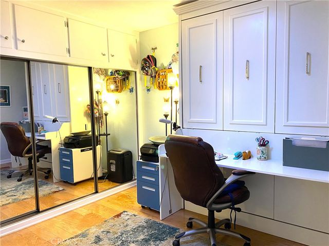 1851 McKinney Way, M15-25B, Seal Beach, CA 90740