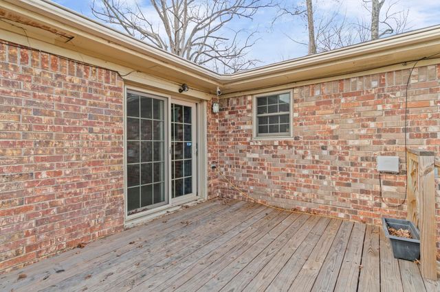 1213 Eastview Drive, Jacksonville, AR 72076