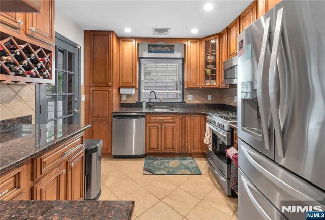61 Luisser Street, Clifton, NJ 07012