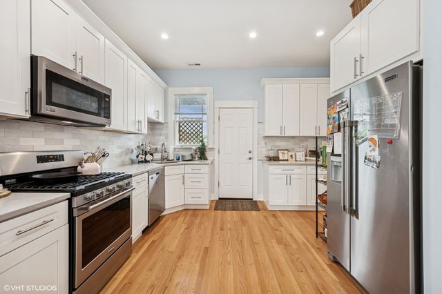 2547 W Homer Street, Chicago, IL 60647