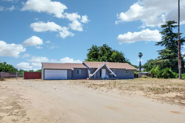 8233 S Elm Avenue, Fresno, CA 93706