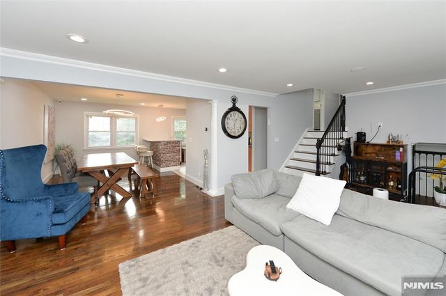 154 Middlesex Avenue, Paramus, NJ 07652