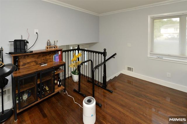 154 Middlesex Avenue, Paramus, NJ 07652