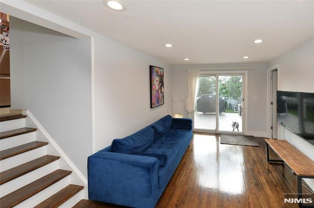 154 Middlesex Avenue, Paramus, NJ 07652