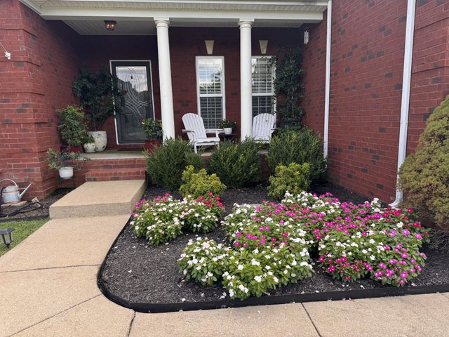 1311 John Hood Dr, Rockvale, TN 37153