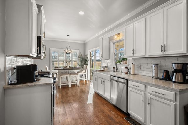 1311 John Hood Dr, Rockvale, TN 37153