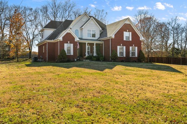 1311 John Hood Dr, Rockvale, TN 37153