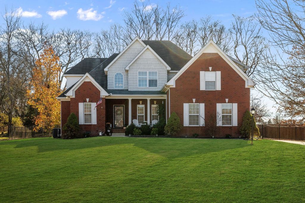 1311 John Hood Dr, Rockvale, TN 37153