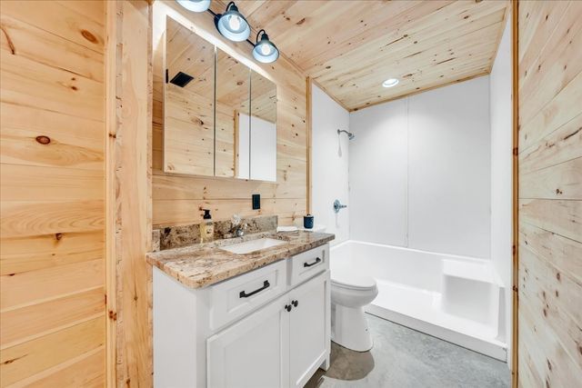 886 Hunters Ridge Dr, Altamont, TN 37301