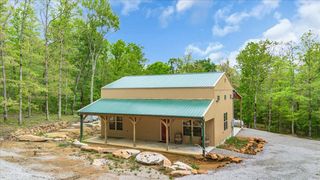 886 Hunters Ridge Dr, Altamont, TN 37301