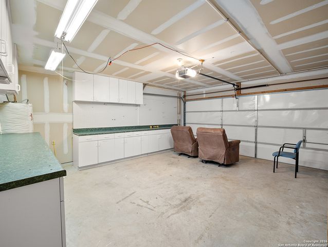 422 Benetton Drive, San Antonio, TX 78253