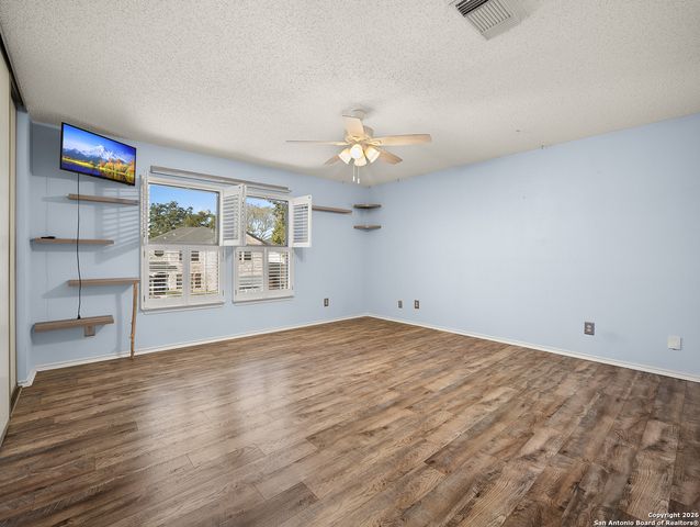 422 Benetton Drive, San Antonio, TX 78253