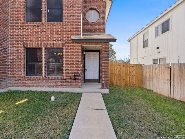 422 Benetton Drive, San Antonio, TX 78253