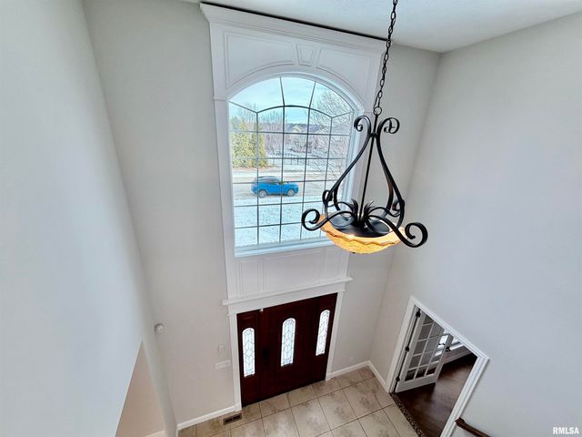 6514 W Willow Oak Court, Edwards, IL 61528