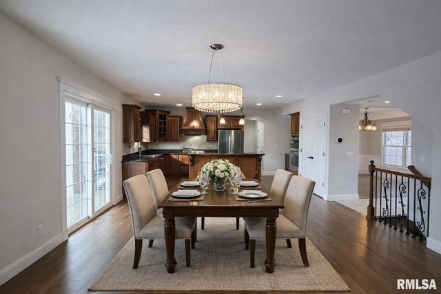 6514 W Willow Oak Court, Edwards, IL 61528