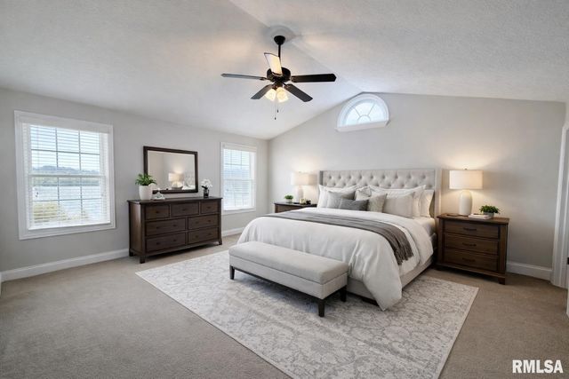 6514 W Willow Oak Court, Edwards, IL 61528