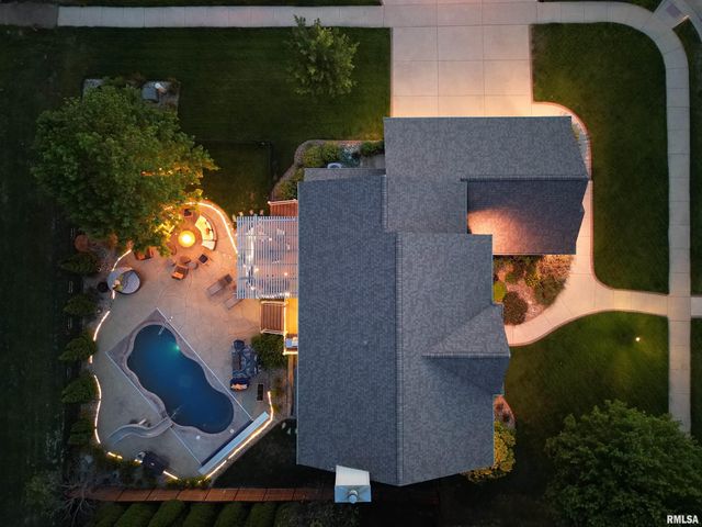 6514 W Willow Oak Court, Edwards, IL 61528