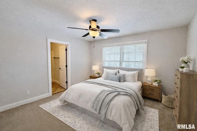 6514 W Willow Oak Court, Edwards, IL 61528