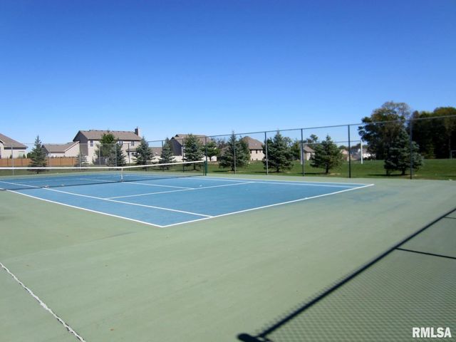 6514 W Willow Oak Court, Edwards, IL 61528