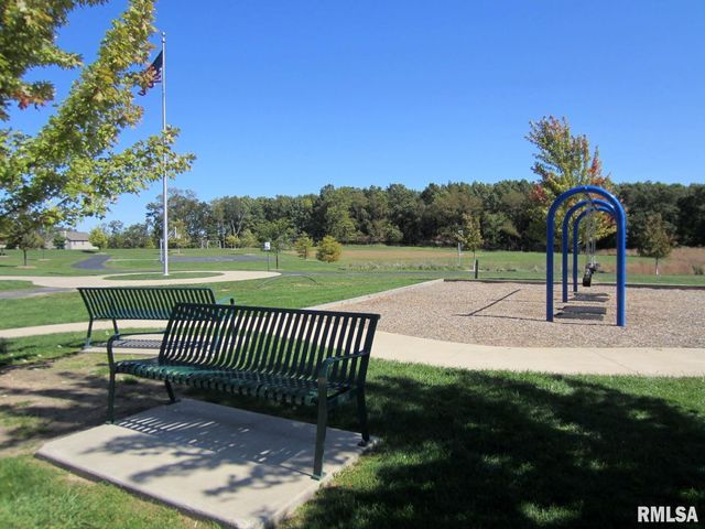 6514 W Willow Oak Court, Edwards, IL 61528