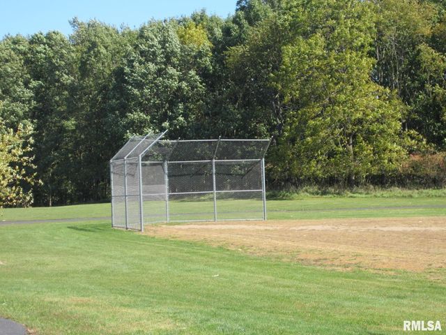 6514 W Willow Oak Court, Edwards, IL 61528