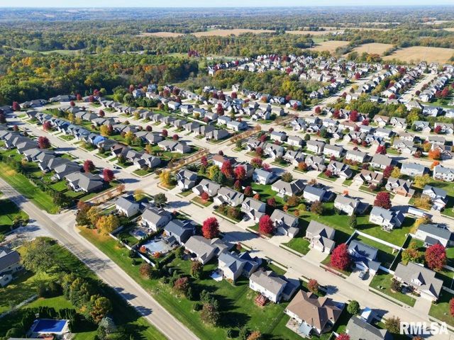 6514 W Willow Oak Court, Edwards, IL 61528