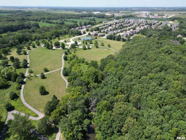 6514 W Willow Oak Court, Edwards, IL 61528